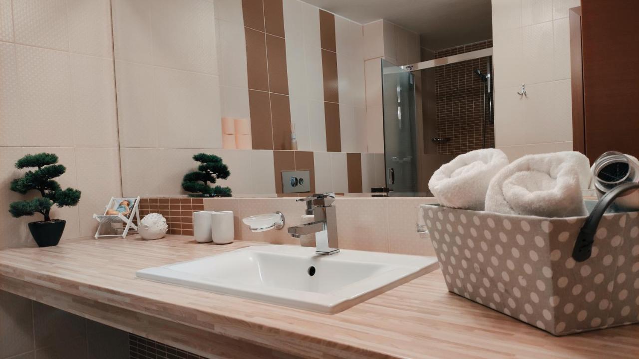 Nicole Apartment โดโนวาลี ภายนอก รูปภาพ