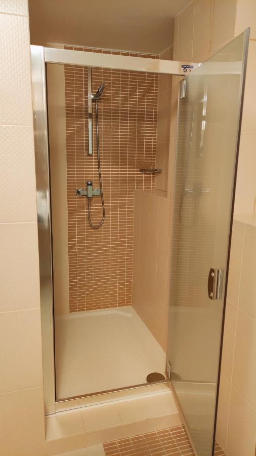 Nicole Apartment โดโนวาลี ภายนอก รูปภาพ
